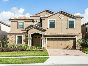 8BR Disney Home w Pool SPA Theater Near Clubhouse
