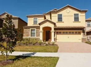 9157 Wedge House