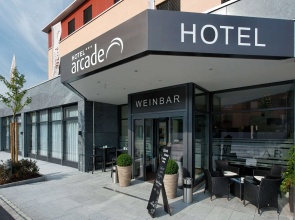 Hotel Arcade