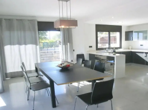 104664 -  Villa in Lloret de Mar