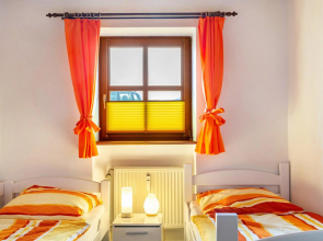 Komfortwohnung mit Pool und Sauna