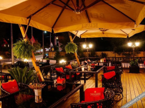 Отель Династия