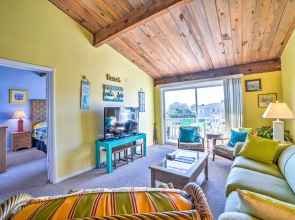 Coastal Atlantic Beach Duplex < 1 Mi to Boardwalk!
