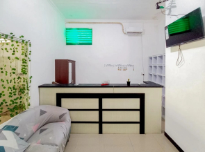 Homestay Bahari near Wisata Bahari Tlocor Sidoarjo Mitra RedDoorz