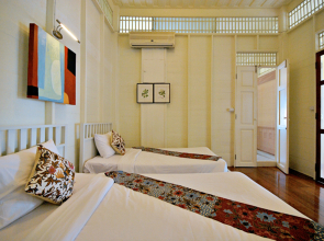 Baan Bayan Beachfront Hotel