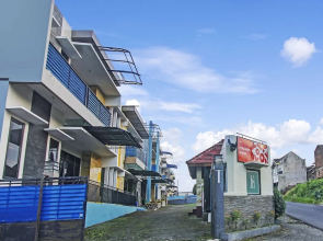 OYO Living 90950 Forzando House