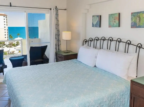 Beautiful 2 Bedroom Beachfront Condo at Las Palmas Resort Bn-601 2 Condo by Redawning