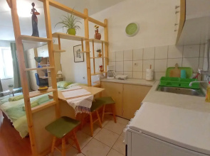 Boutique Apartment in Pjescana Uvala With Balcony