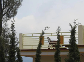 Bromo Otix Guest House
