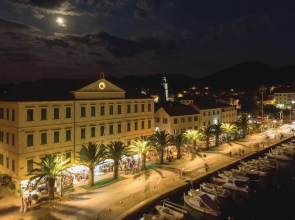 Nice Apartment in Vela Luka With Wifi and 2 Bedrooms