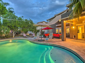 Spacious Gilbert Escape w/ Pool & Hot Tub!