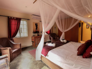 Luxury and Romantic Accommodation on the Doorstep of Kruger National Park
