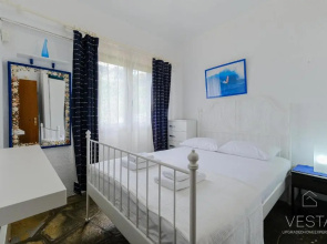 Pine Forest & Sea Retreat - 2 bedroom Apartment