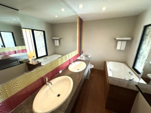 The Sunreno Hotel Bangkok