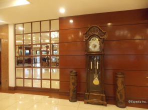 Grand Regal Hotel Bacolod