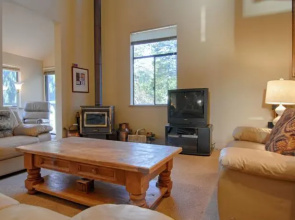 Squaw Cottage By Tahoe Vacation Rentals