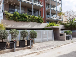 Penthouse w 360 View of Athens and Gym
