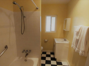 Hollywood Celebrity Hotel