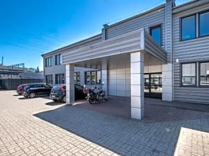 VOLA Hostel