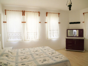 Ova Suites