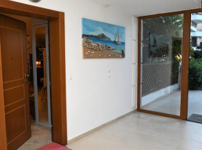 Studio on the beach with private garden