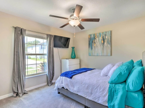 Modern & Bright Ruskin Home Near Bahia Beach!