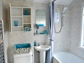 Seam Terrace - Home from Home