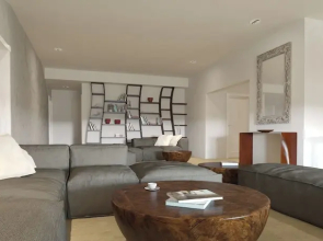 2-bed Designer Apartment Sleeps 6 With Pool