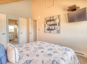 Breakers Beach House #9
