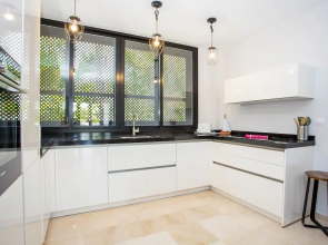 Fantastic Beachside 3 bedroom apartment