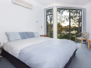 Gipsy Point Lodge