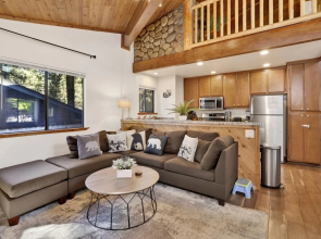 2210-sherwood Chalet 2 Bedroom Home by Redawning