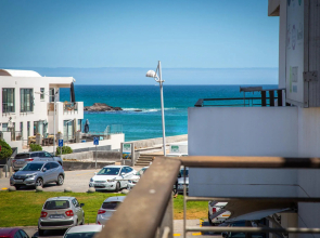 Magnificent Views 2 Bedroom 112 Eden on The Bay