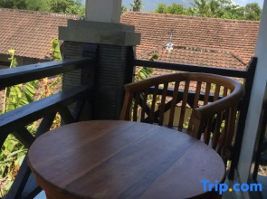 Tira Amed Homestay