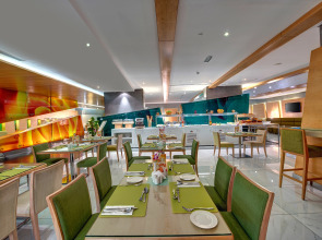 Al Khoory Executive Hotel