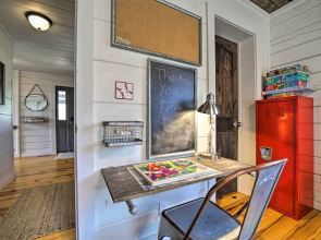 Deck + Fire Pits: Lake Toxaway Getaway!