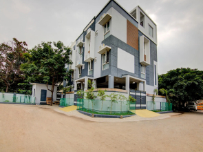 OYO Flagship 24147 Royal Stay