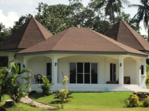 Villa Waterfront Beach Residences