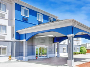 Holiday Inn Express and Suites Sulphur Springs by IHG