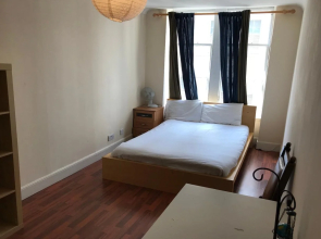 Silver Lining - Mile Apartments