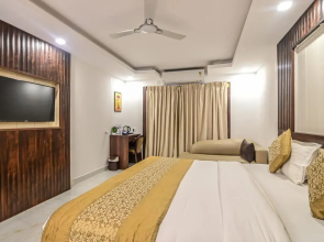 De Falcon Goa Beach Resort