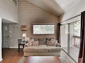 Walkable Corner Unit w/ Pool, Hot Tub & Tennis condo