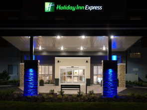 Holiday Inn Express Chesapeake - Norfolk by IHG