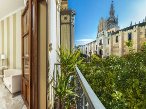 Apartment in Front of the Cathedral. 2 Bedrooms. Catedral I