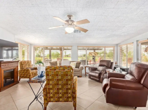 105th Sun City 2 Bedroom Home by Redawning