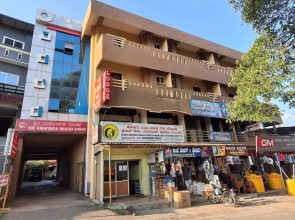 Sri Vinayaka Lodge