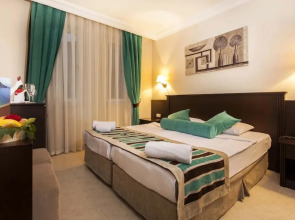 Kleopatra Royal Palm Hotel