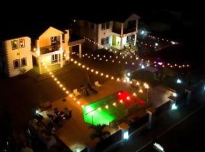 Candice Serviced Apartment