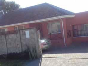 Let Us Accomodation (Adults Only)