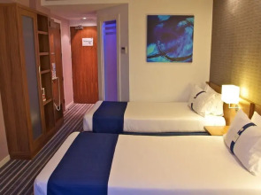 Holiday Inn Express Campo De Gibraltar - Barrios by IHG